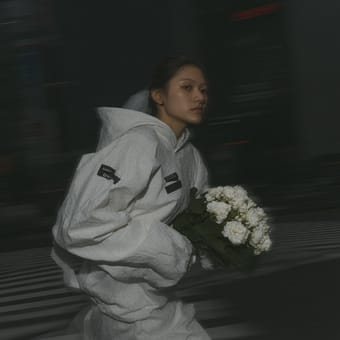Example of an image generated using the prompt --sref 1434625261 in Midjourney with the Black, Photography style